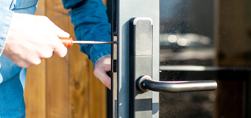 Aluminium Door Lock Replacement in Victorville, California